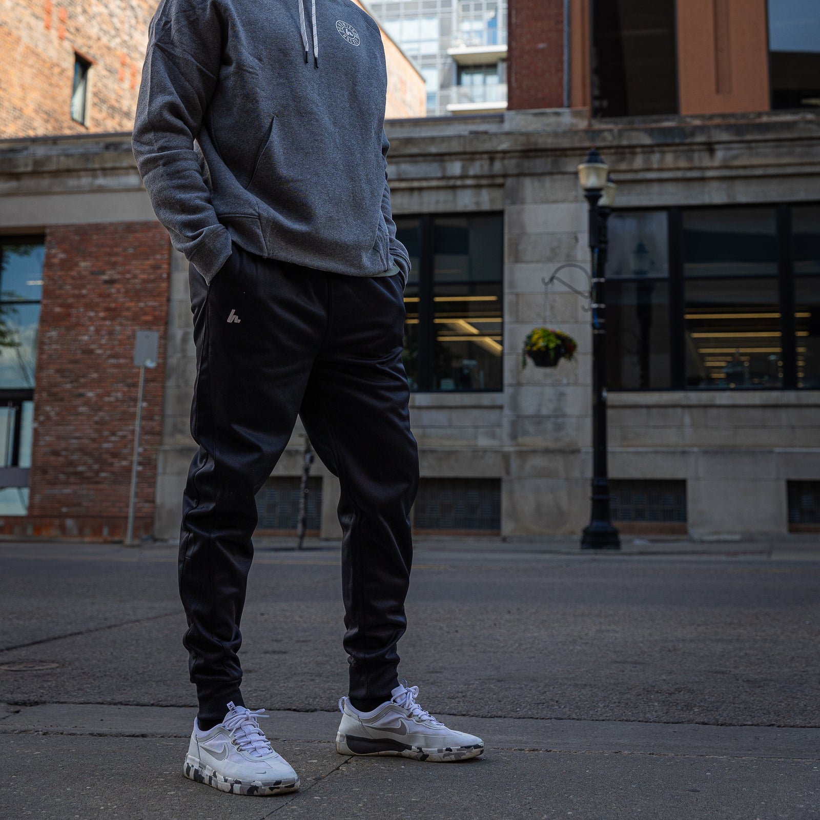 Team Performance Joggers Joggers Howies Hockey Tape   