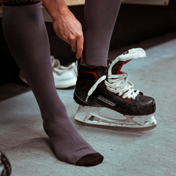 EOS Thin Skate Socks – Sports Excellence